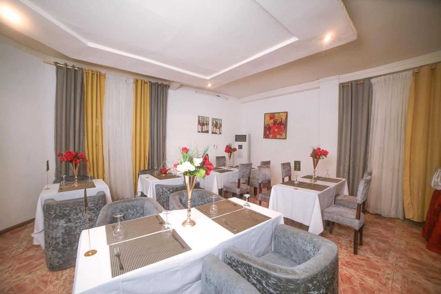 Les Résidences de la Providence - Appart Hotel Yaoundé Exterior foto